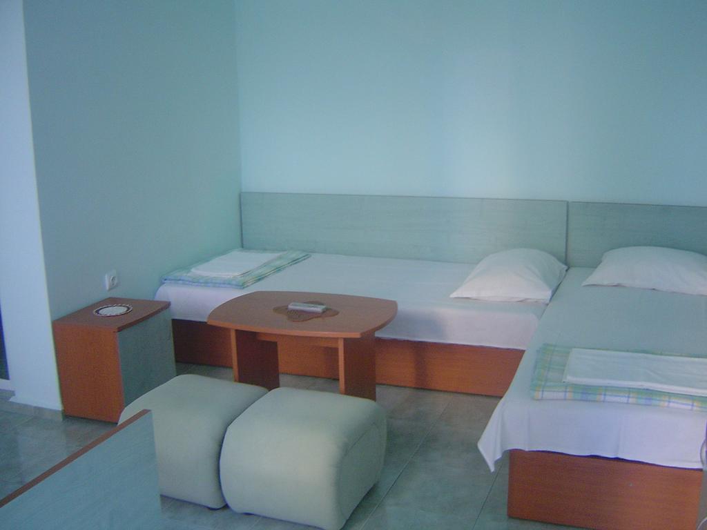 Guest House Dimovi Sozopol Esterno foto